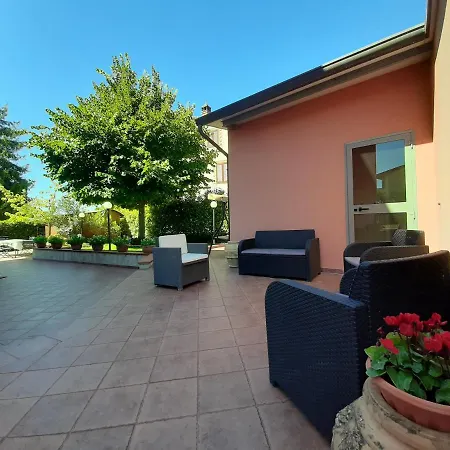 La Pietra Di Assisi Palazzo (Umbria)