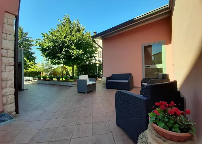 La Pietra Di Assisi Palazzo (Umbria)